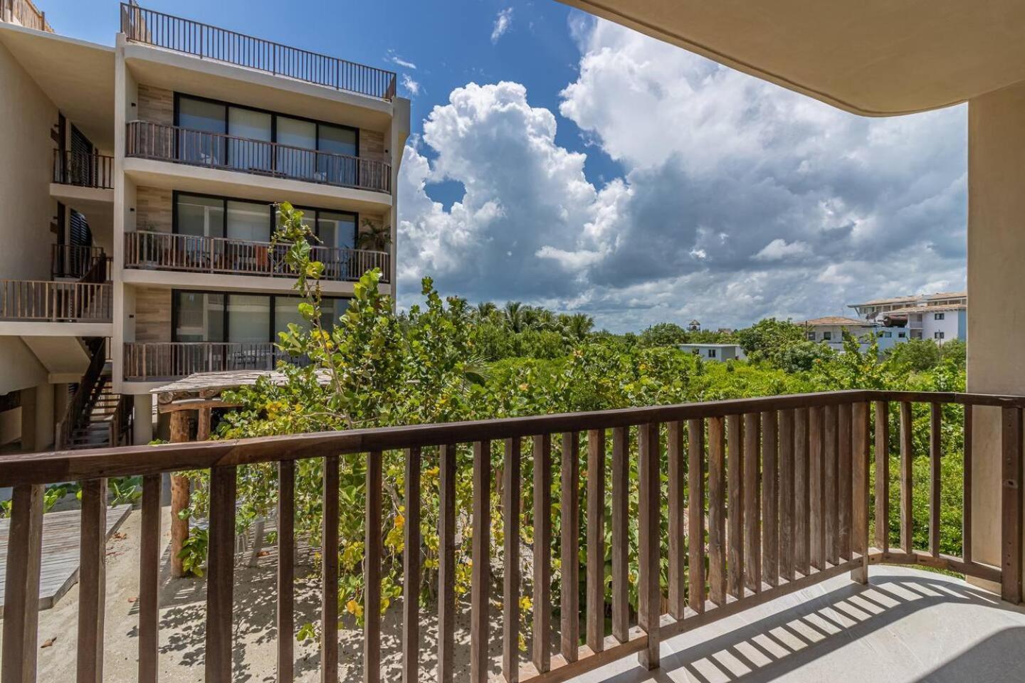 Pool View Loft Steps From The Ocean In Punta Cocos - C101 Hotel Isla Holbox Exterior foto