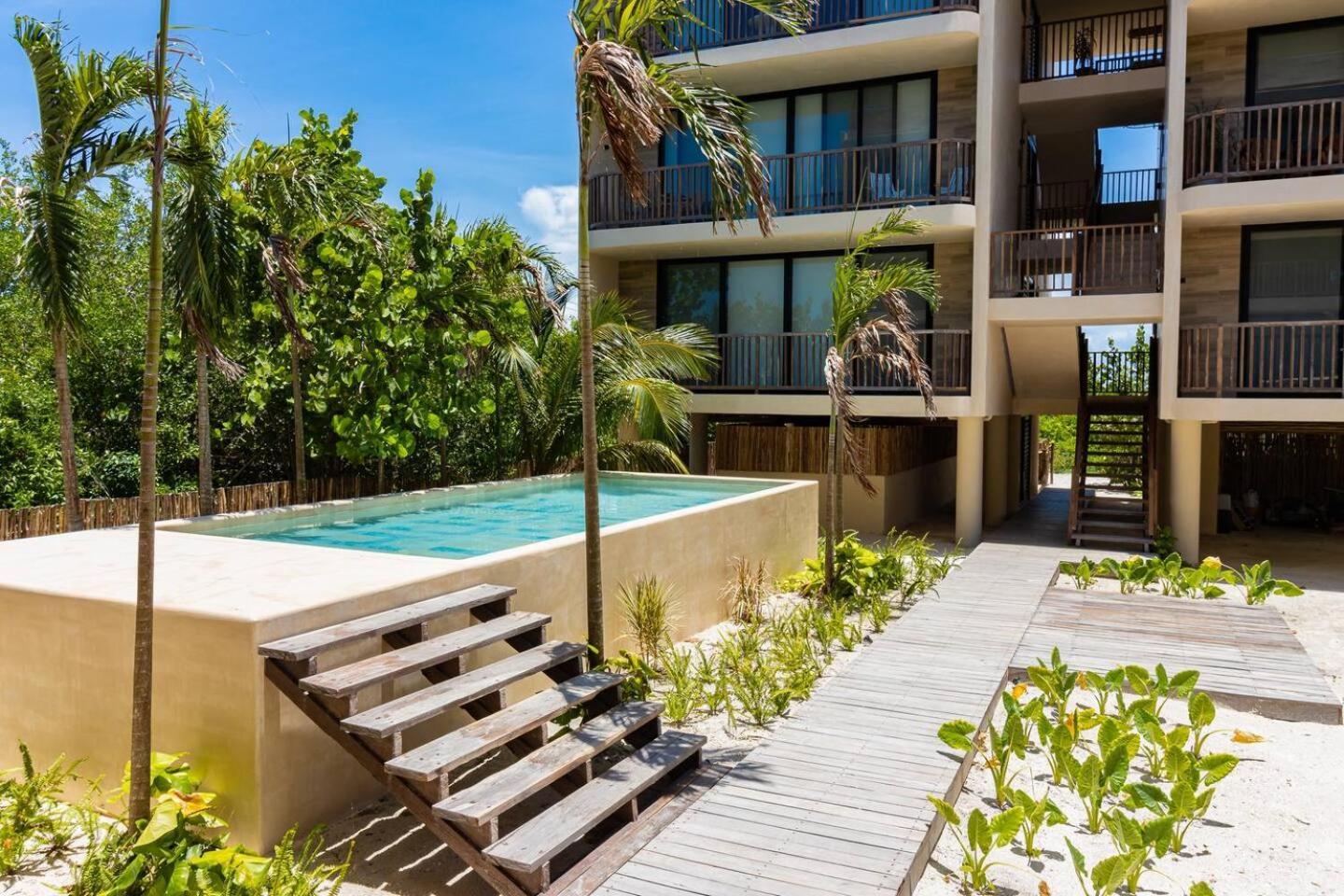 Pool View Loft Steps From The Ocean In Punta Cocos - C101 Hotel Isla Holbox Exterior foto